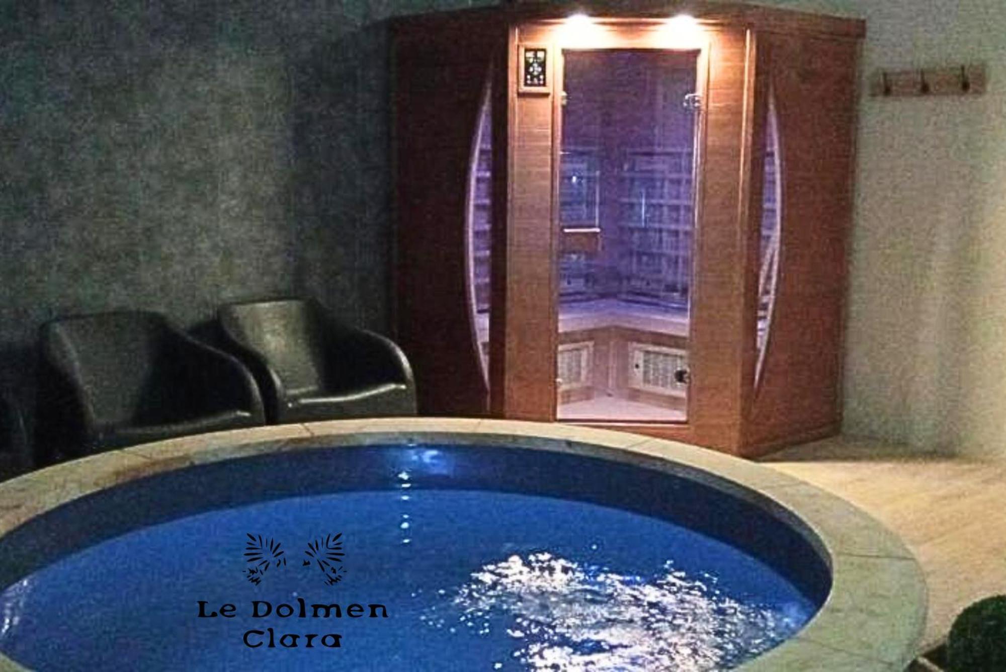 Le Loft Du Dolmen Clara, Entre Terre Et Mer Plounevez-Lochrist Exterior photo